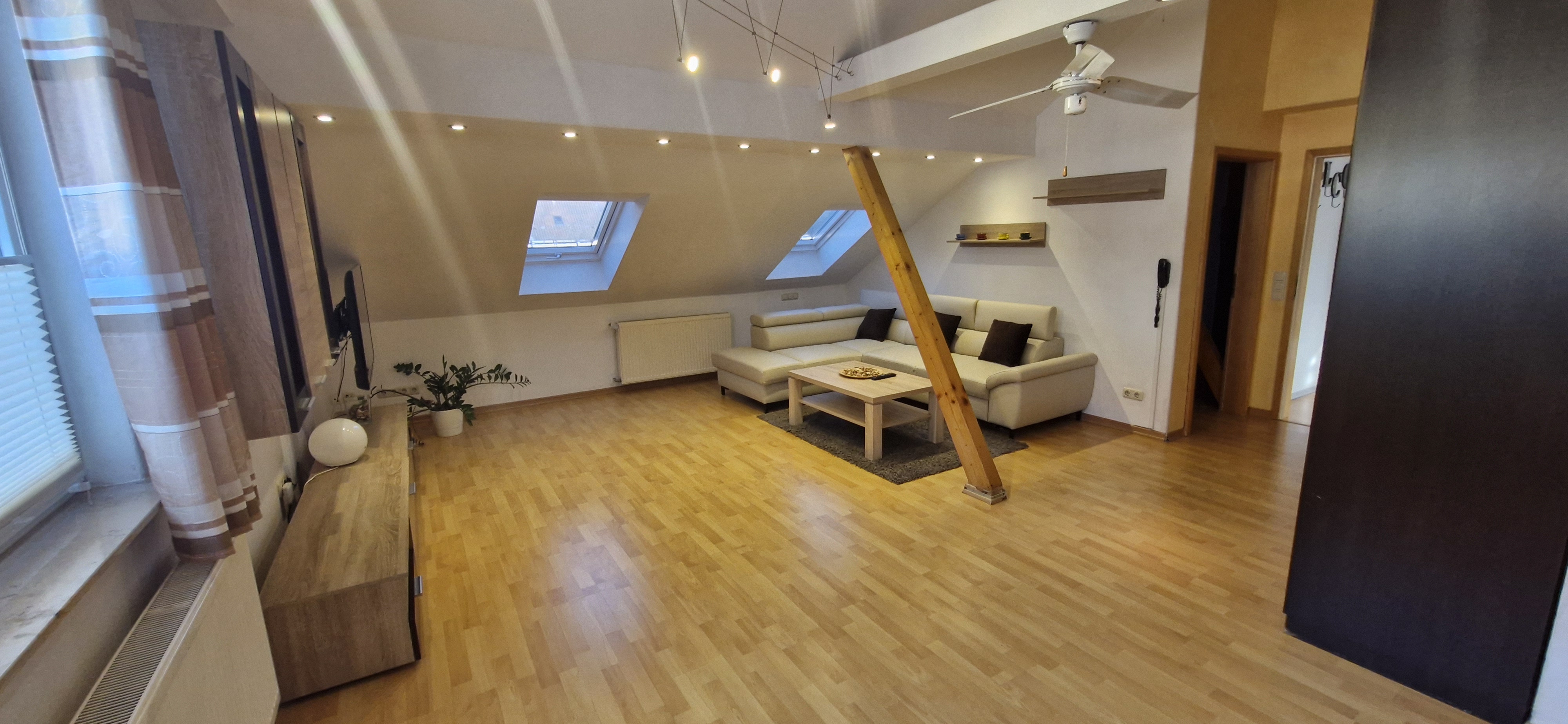 Wohnbereich der Ferienwohnung Silvaner